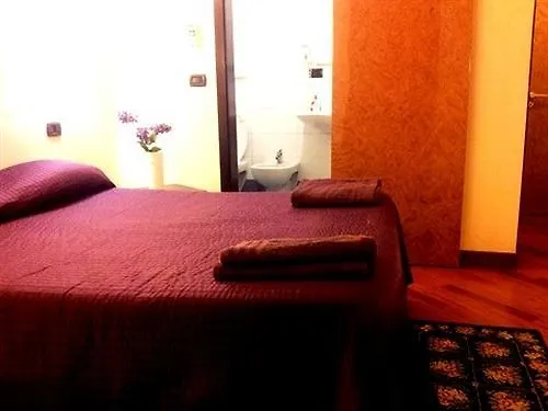 Gasthuis Termini Station Rooms Rome
