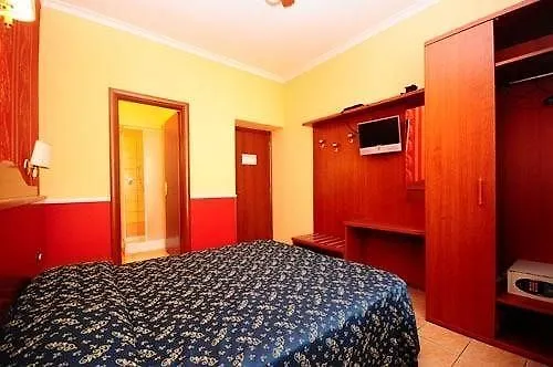 *** Affittacamere Termini Station Rooms Roma Italia
